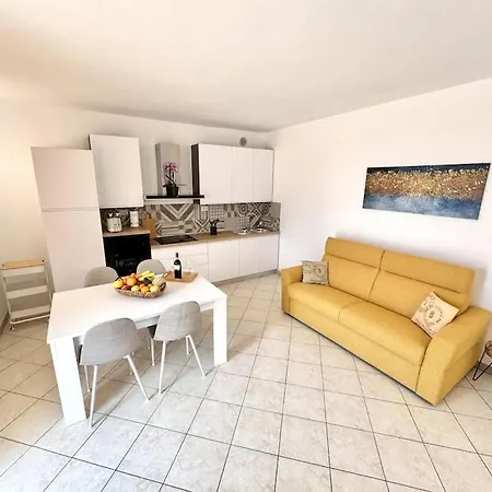 Vialo's House 아파트 *